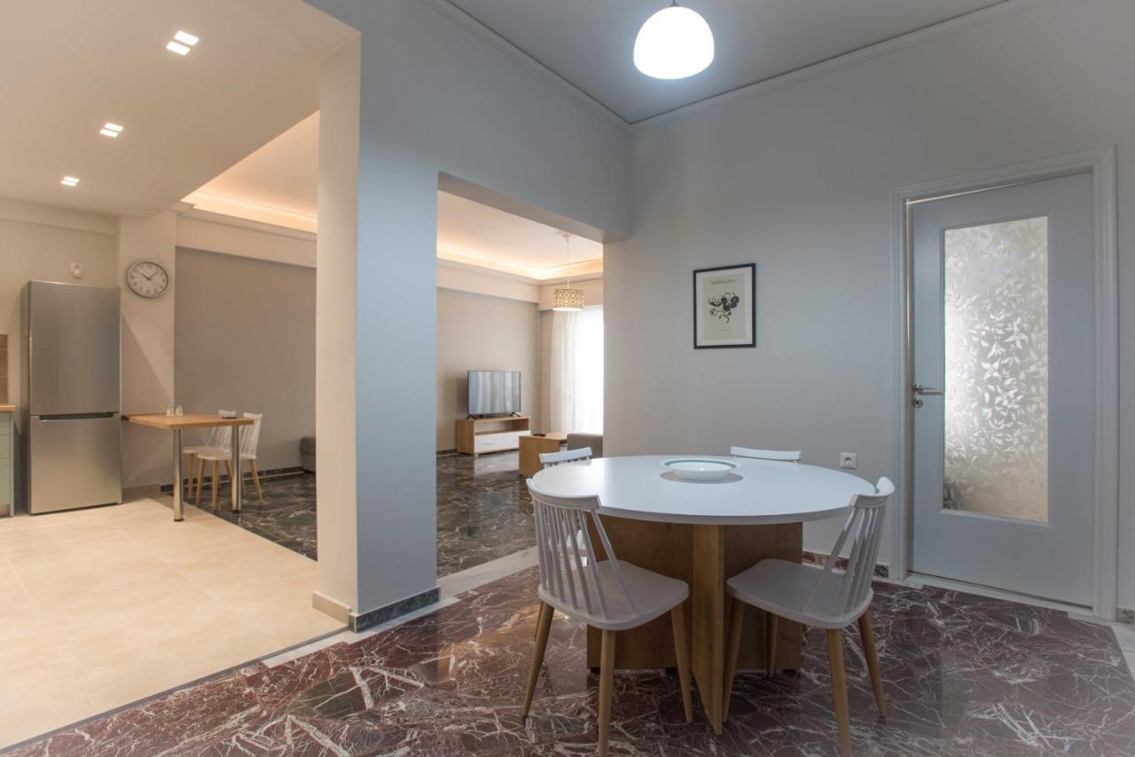 Central Spacious Apt Close To Port-Sites W/View 2 Iraklio Exterior foto